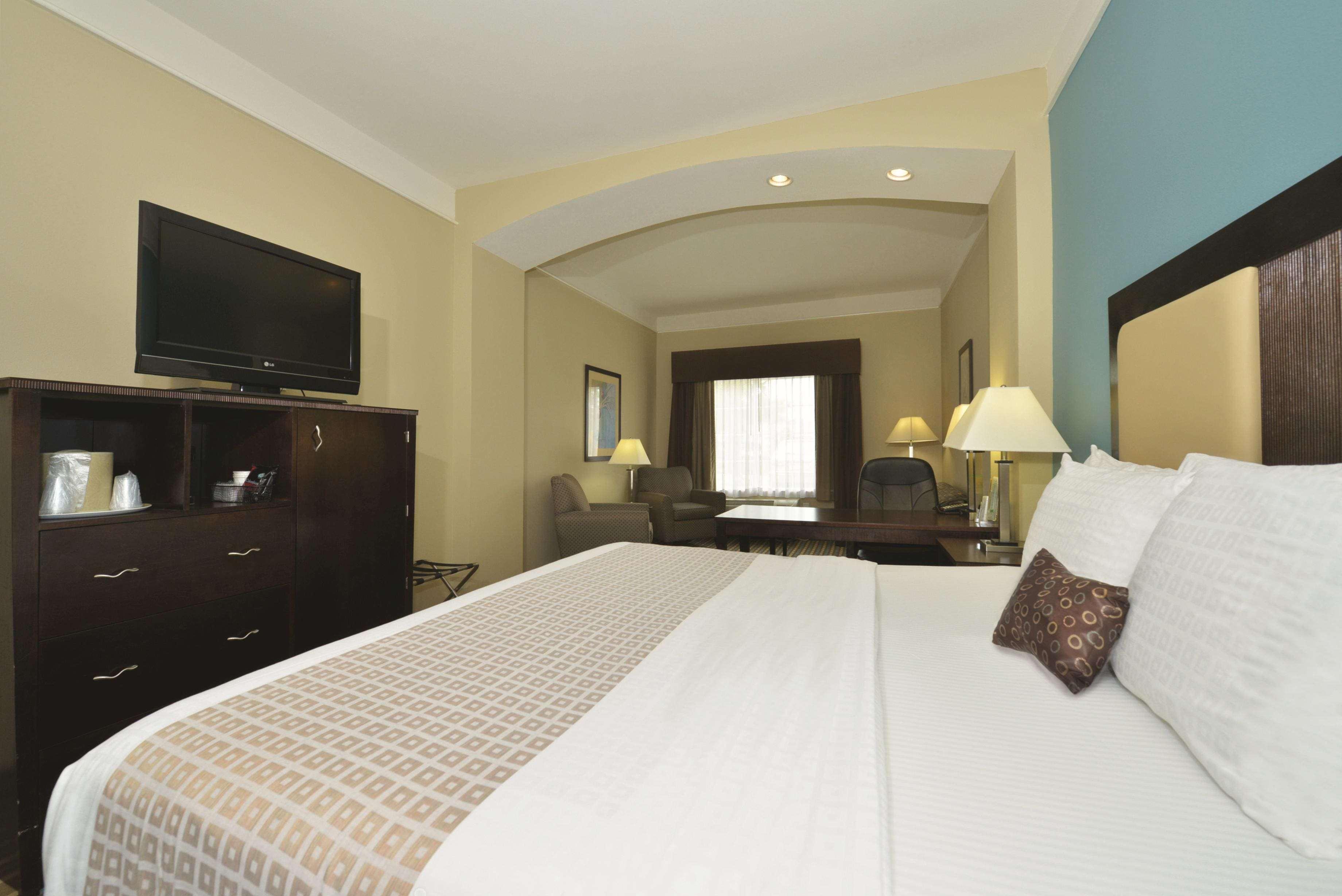 La Quinta By Wyndham Savannah Airport - Pooler Exteriör bild