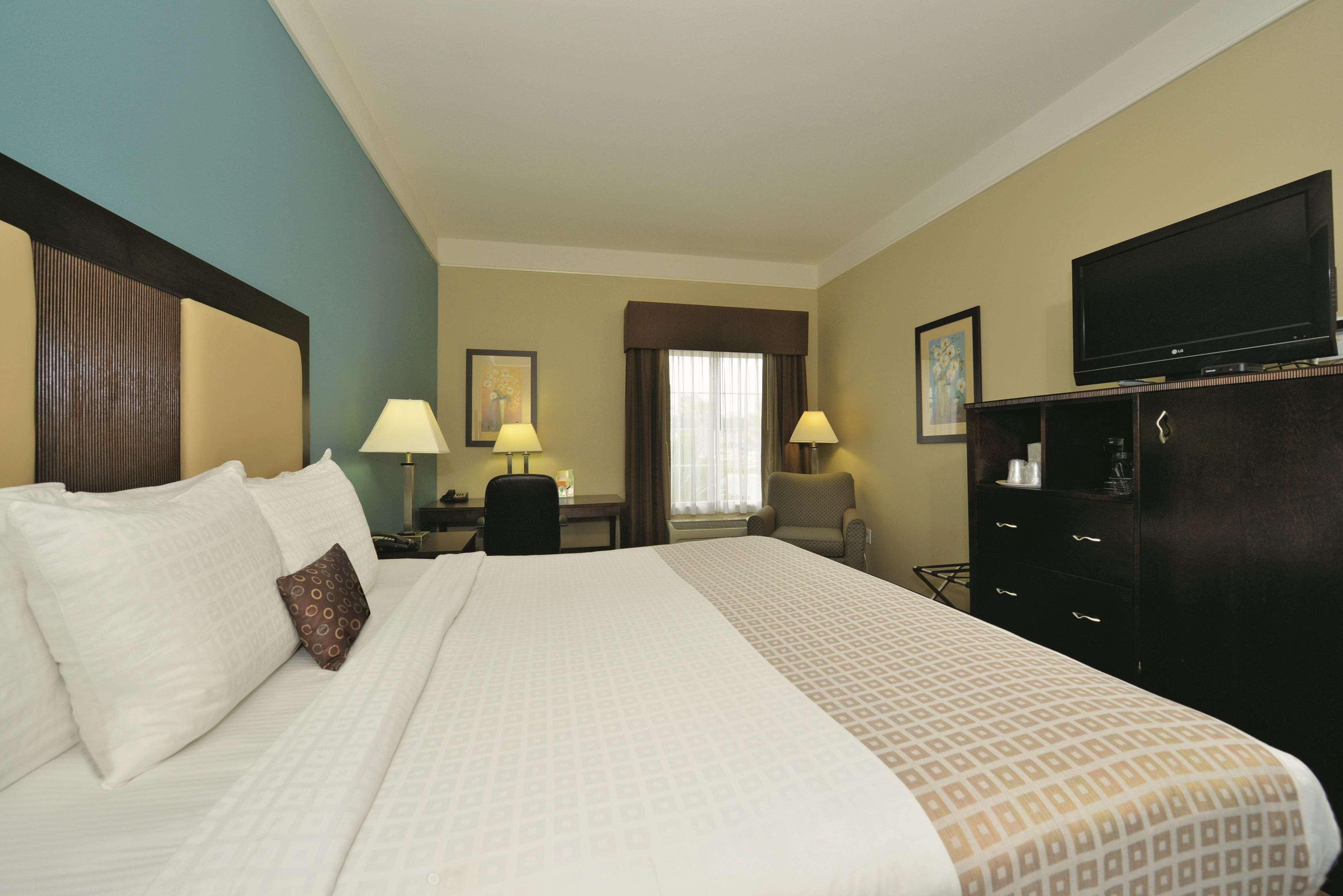 La Quinta By Wyndham Savannah Airport - Pooler Exteriör bild